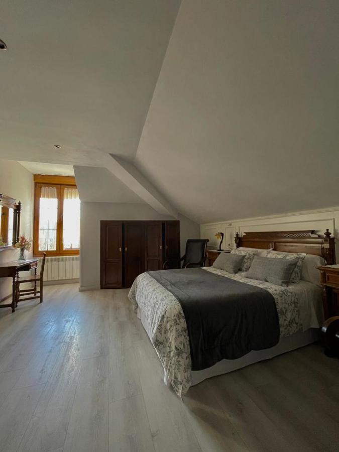 Hotel Rural El Torrejon Arenas De Cabrales Eksteriør bilde