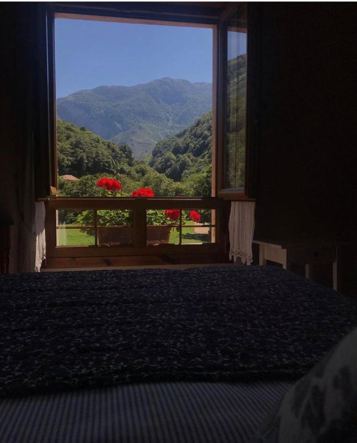 Hotel Rural El Torrejon Arenas De Cabrales Eksteriør bilde