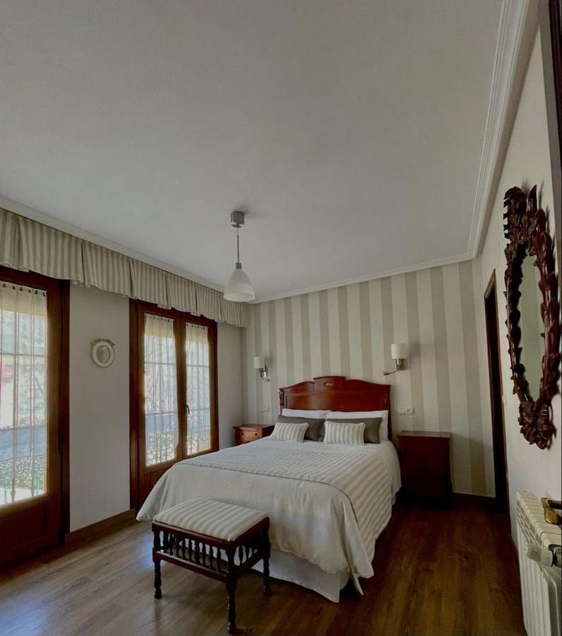 Hotel Rural El Torrejon Arenas De Cabrales Eksteriør bilde