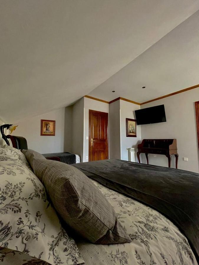 Hotel Rural El Torrejon Arenas De Cabrales Eksteriør bilde