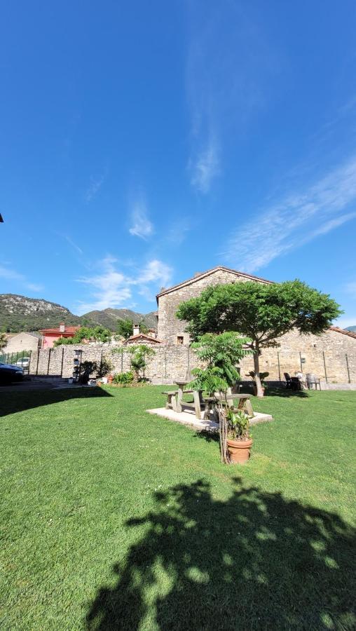 Hotel Rural El Torrejon Arenas De Cabrales Eksteriør bilde